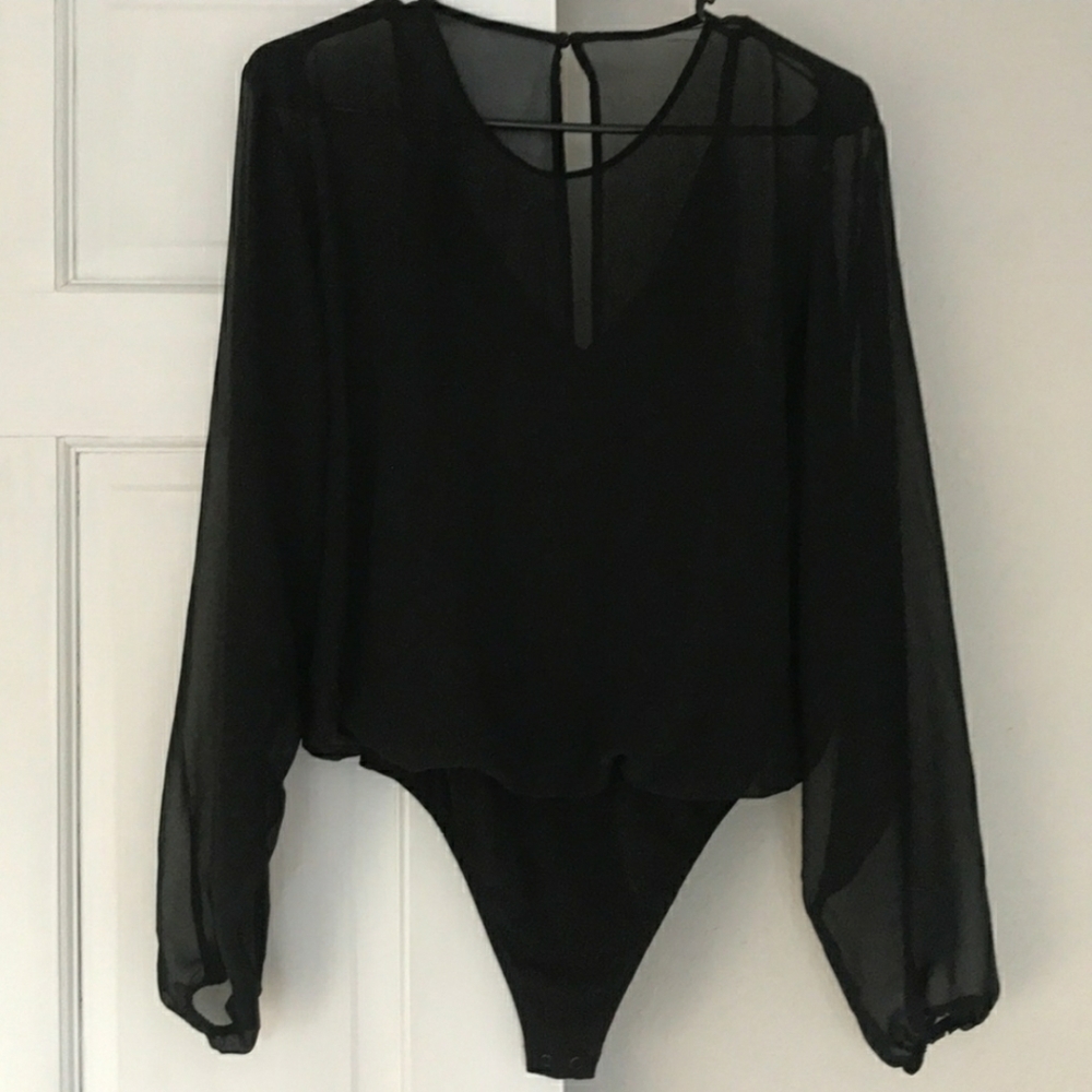 Express Long Sleeve Body Suit. Sz - Petite/Small.